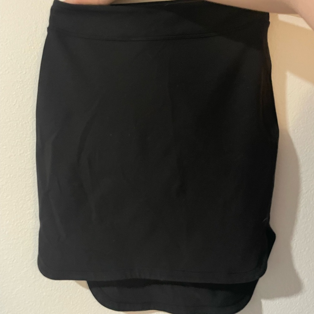 Lululemon Skirt size 4